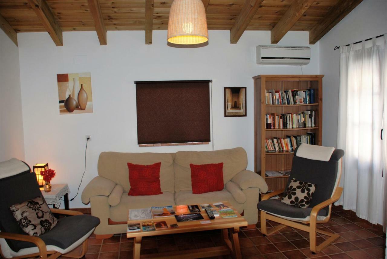 Casa Rural La Torre Альмонастер-ла-Реаль Экстерьер фото