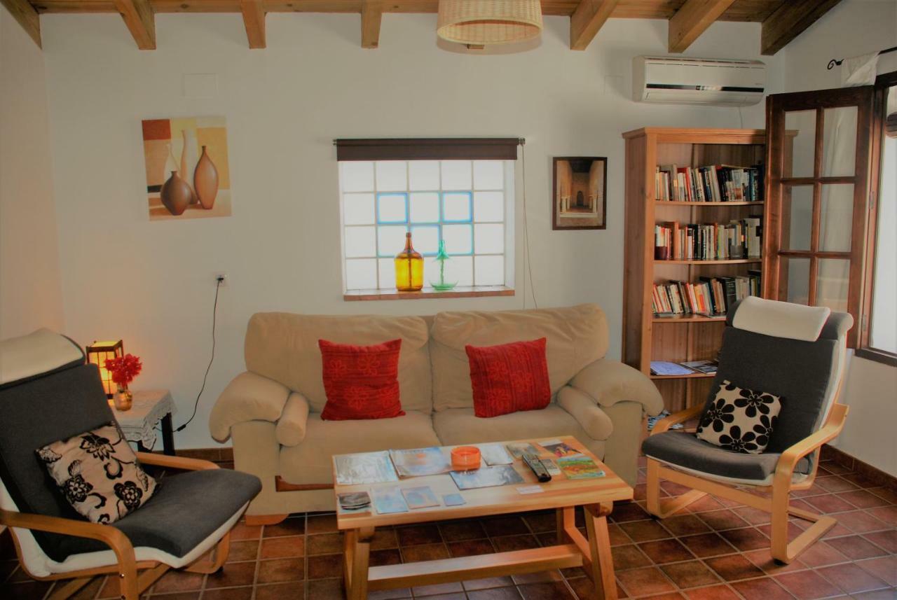 Casa Rural La Torre Альмонастер-ла-Реаль Экстерьер фото
